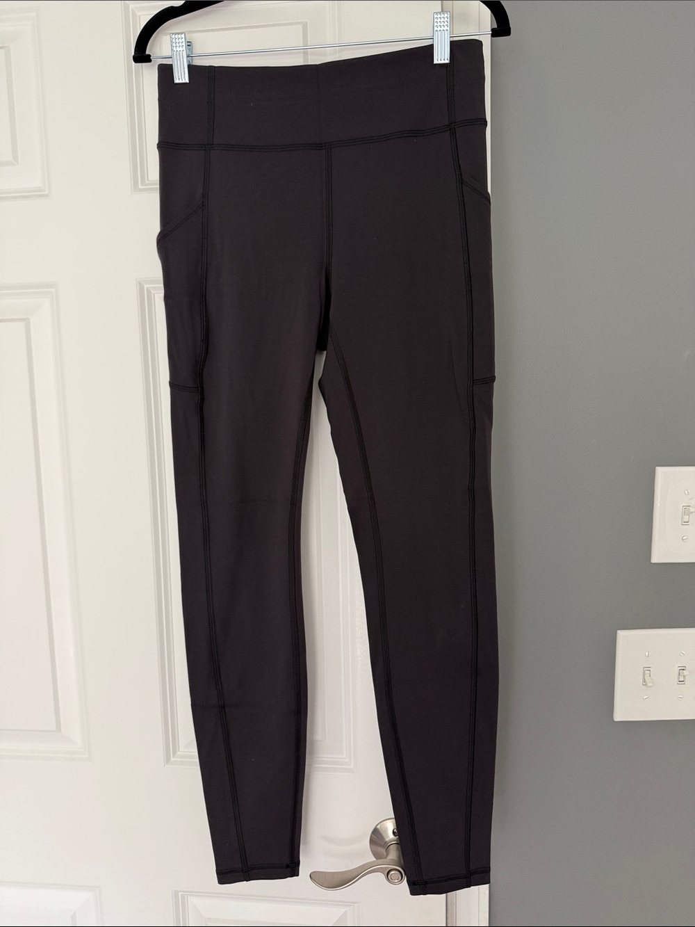 Lululemon Leggings with Side Pockets
